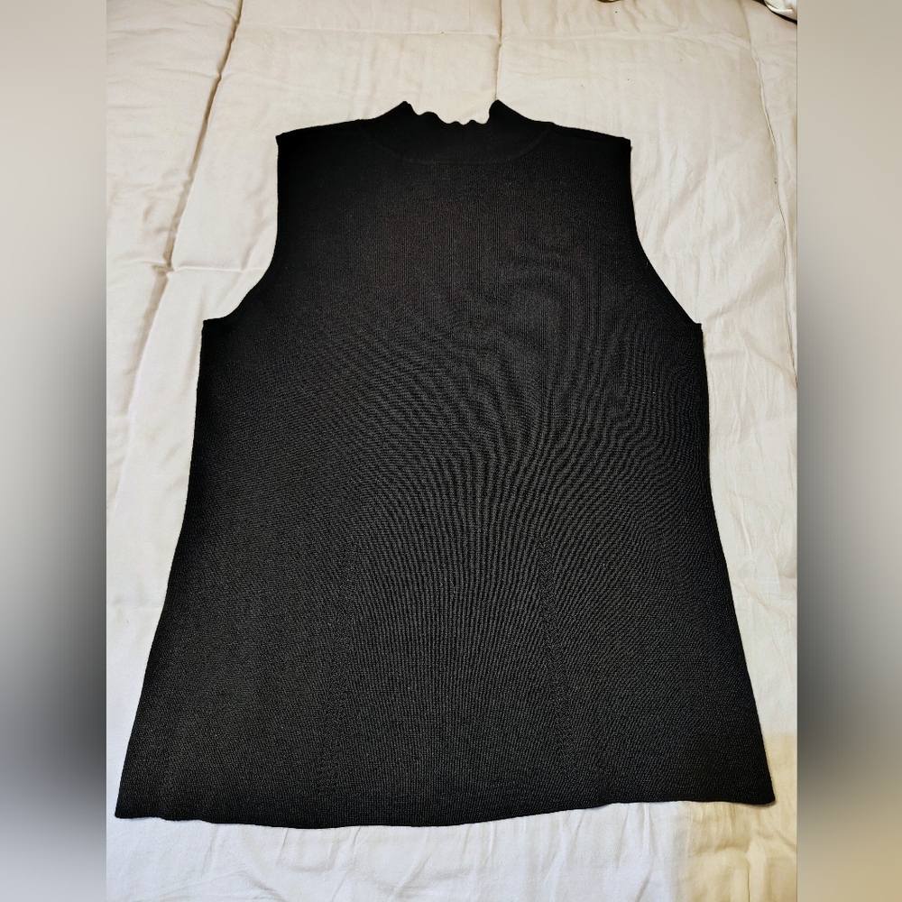 Dressbarn,Womans, Black, Sleeveless, Mock turtleneck ,Sweater, Size 14/16